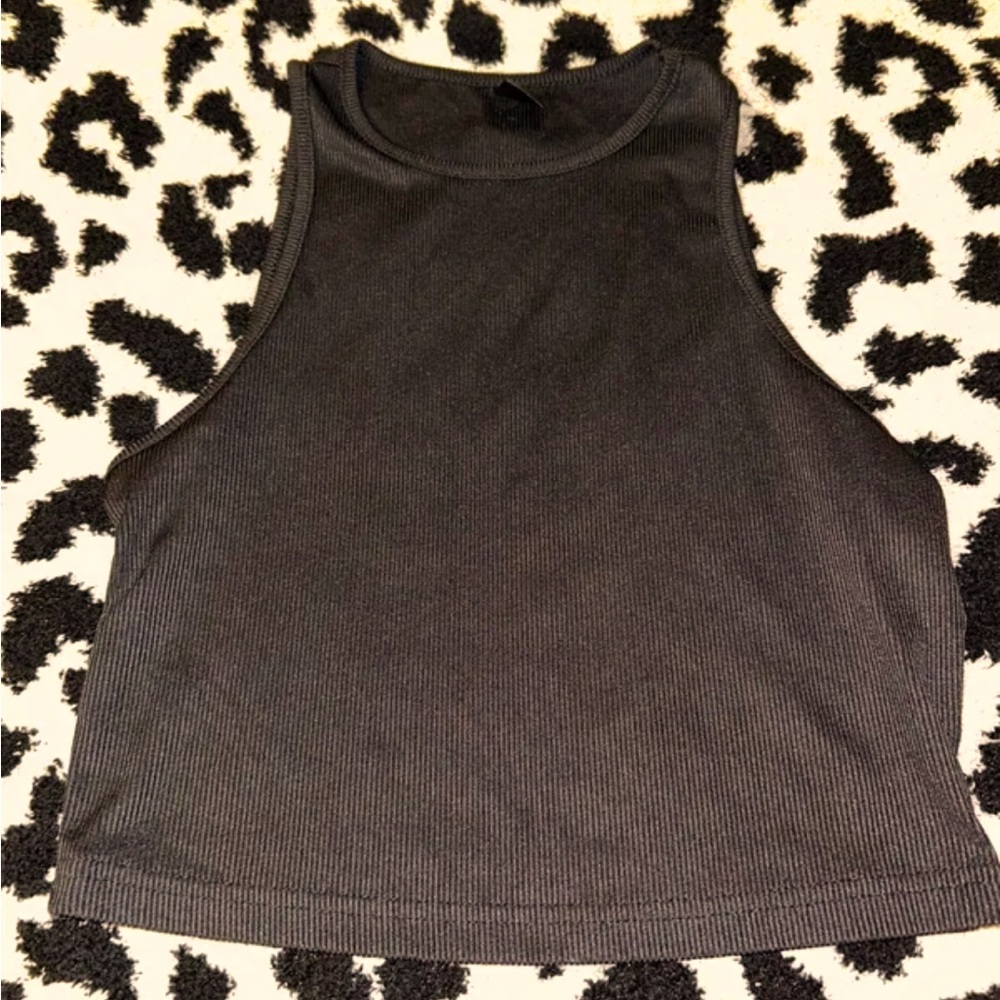 SHEIN crop top small
